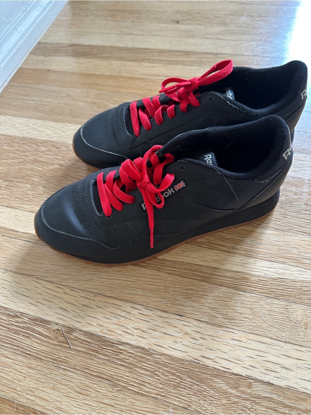 Reebok Men's Black Athletic Sneakers with Red Laces